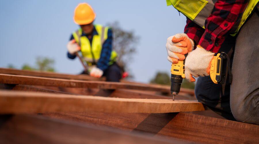 Expert top industrial roofings services in Highland, MI